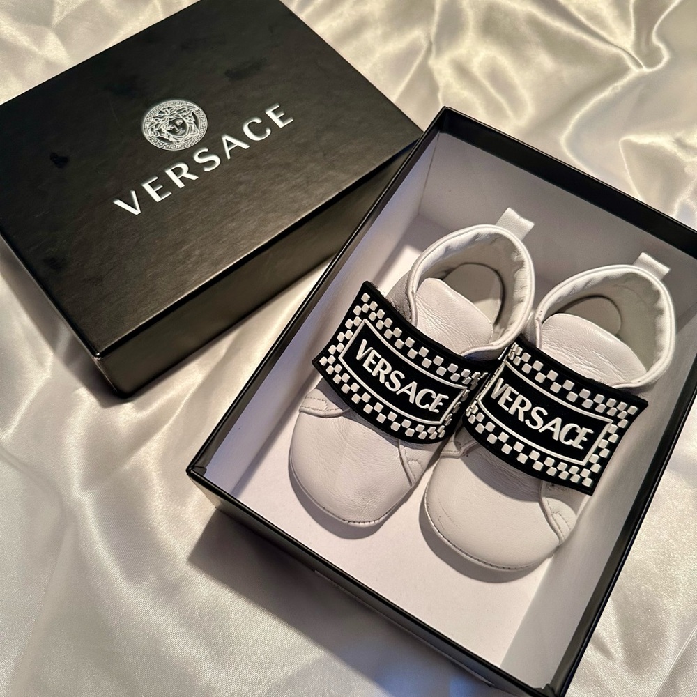 Versace Baby Walker Shoes in White and Black